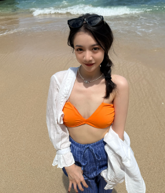 Zoe31
